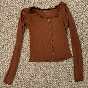American Eagle rust/dark orange long sleeve